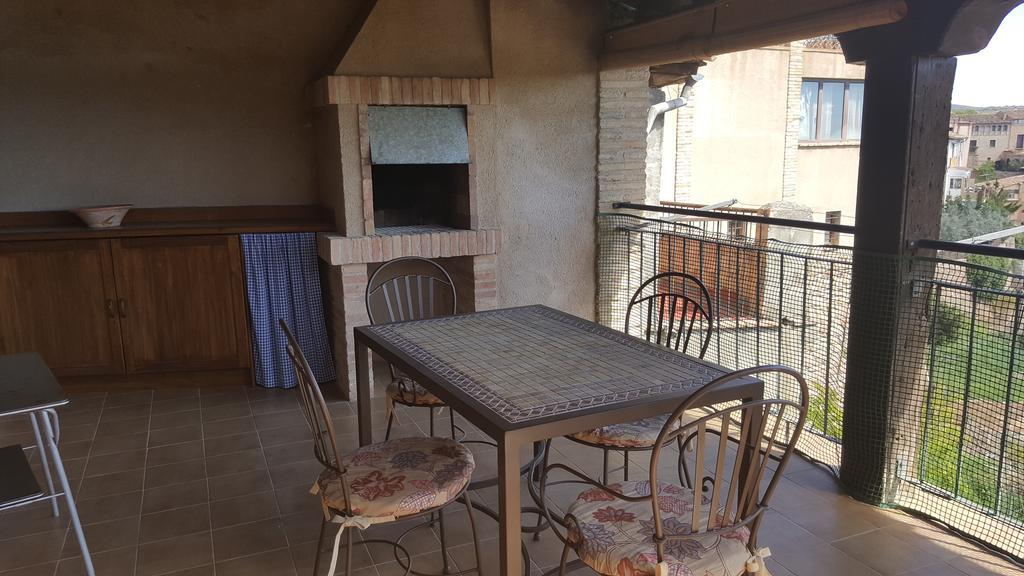 Casa Sampietro Apartment Alquezar Bagian luar foto